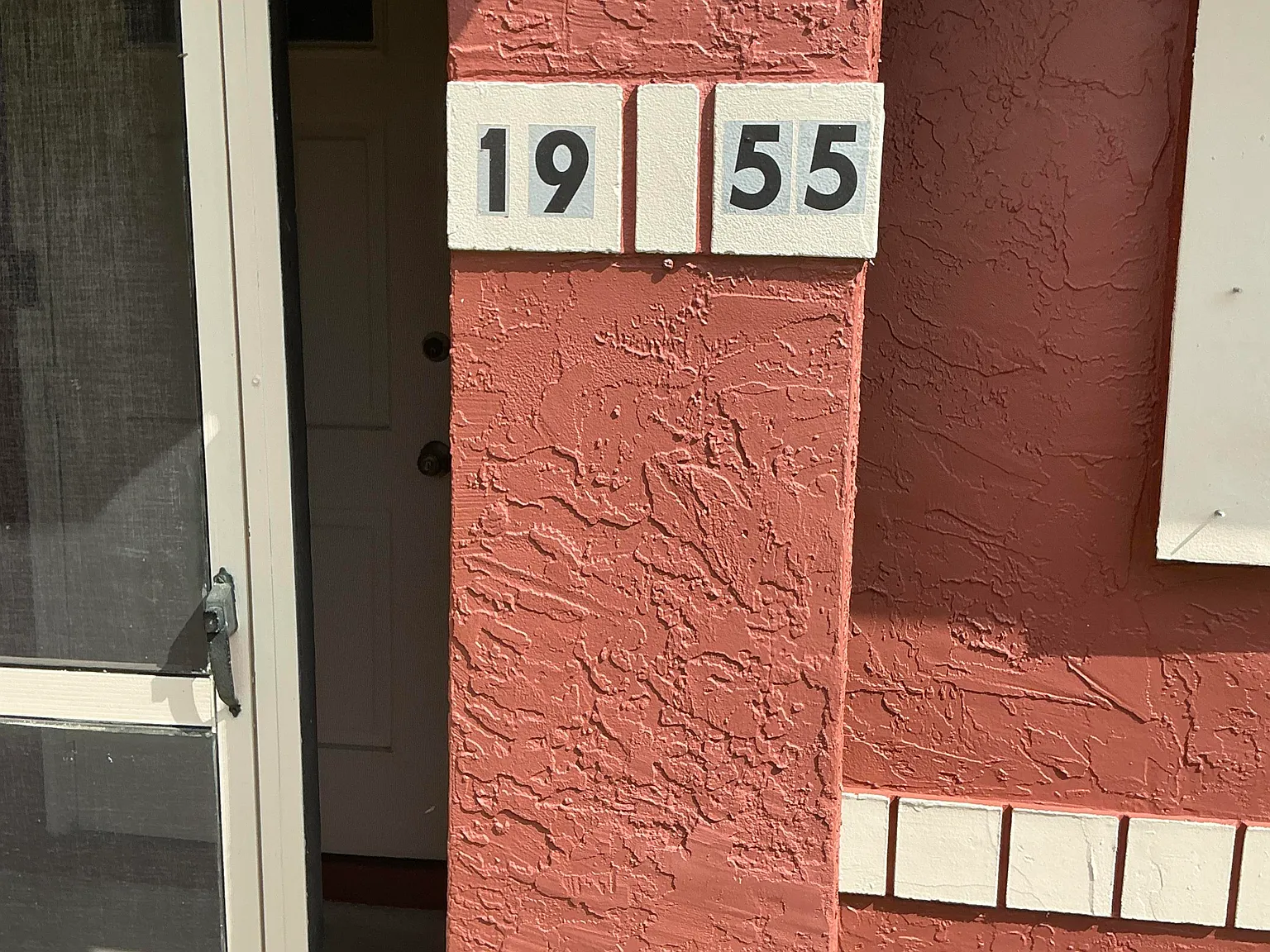 3 bed, 2.0 bath, 1288 sqft, $1,900 — Photo 3