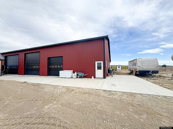 5th image of 2664 Sand Butte Rd
