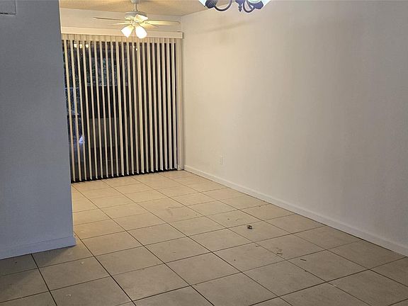 2nd image of 4649 Perth Rd