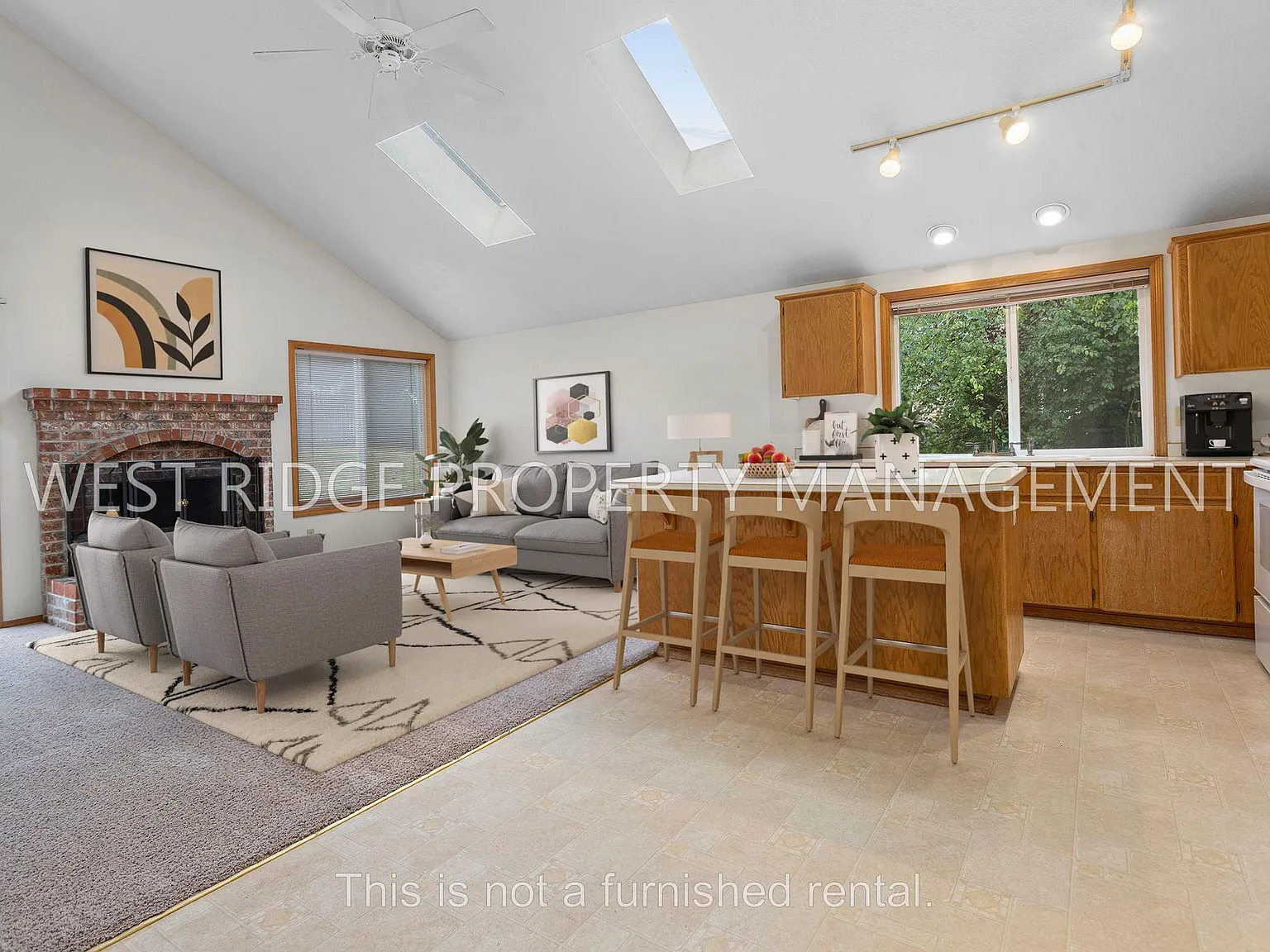 3 bed, 1800 sqft, $2,625 — Photo 4