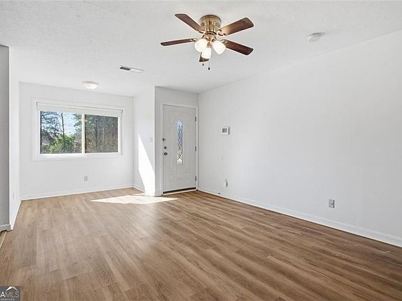 3rd image of 995 Sigman Rd NW