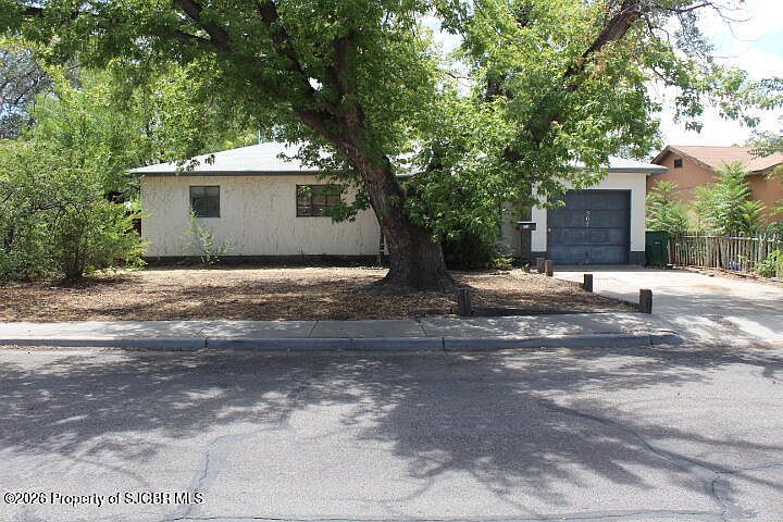 1st image of 507 E 16th St