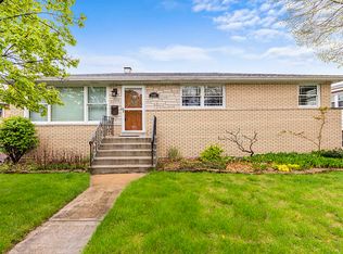 17537 70th Ct, Tinley Park, IL 60477