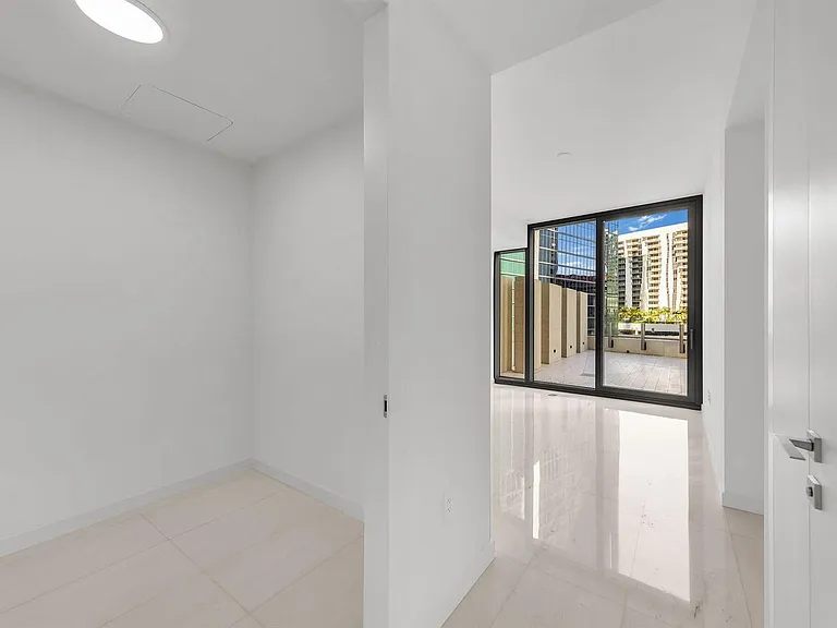 300 Biscayne Boulevard Way #1509 — Photo 16