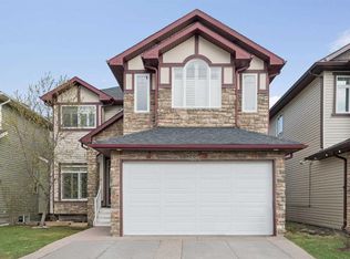 1826 W Baywater St SW, Airdrie, AB T4B 0A8