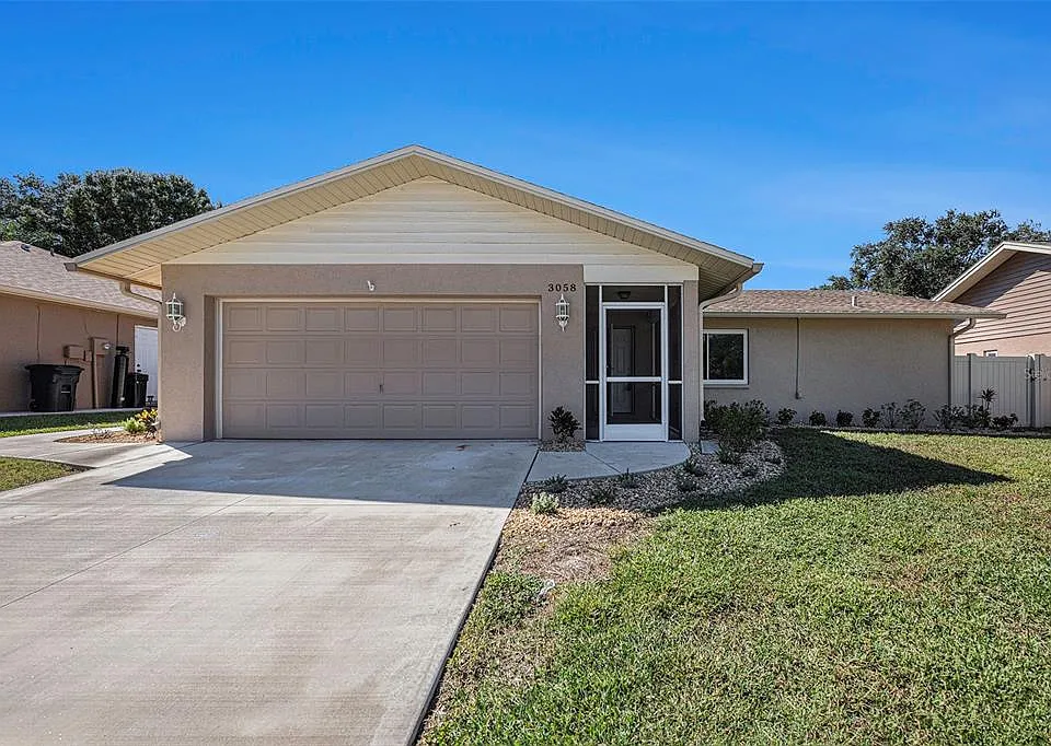 3058 Hidden Hills Dr