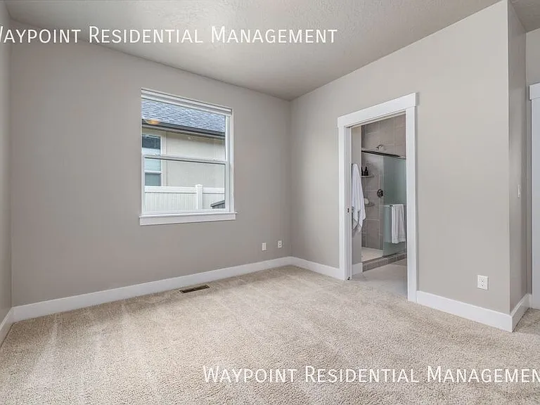 478 W Oak View Dr — Photo 32
