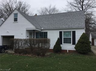 940 Glenside Rd, Cleveland, OH 44121