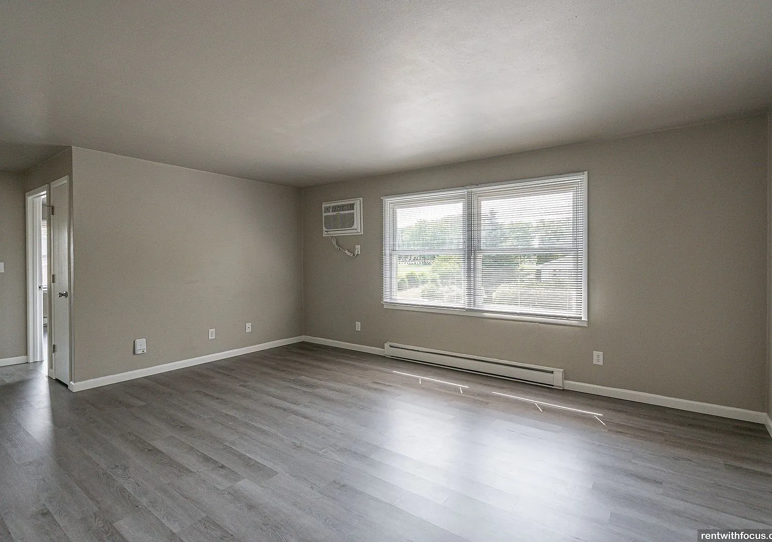 1000 Taylor St Little Chute — Photo 2