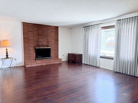 5th image of 244 W Iowa Ave