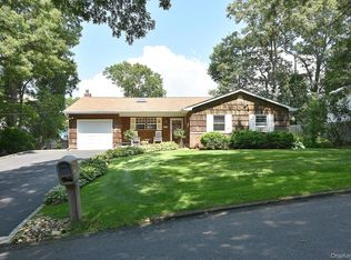 273 Deer Road, Ronkonkoma, NY 11779