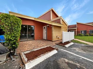 2424 NW 55th Ter, Lauderhill, FL 33313
