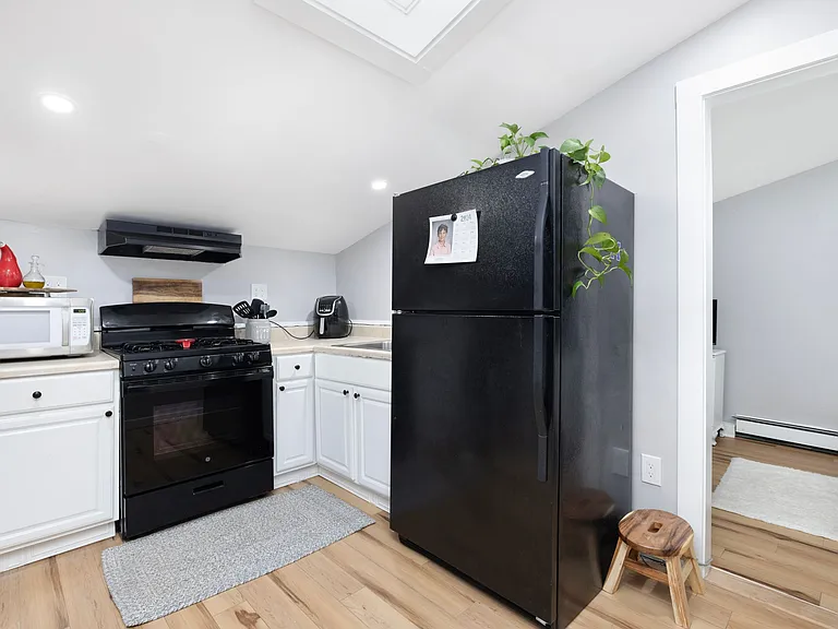 267 Green End Ave — Photo 7