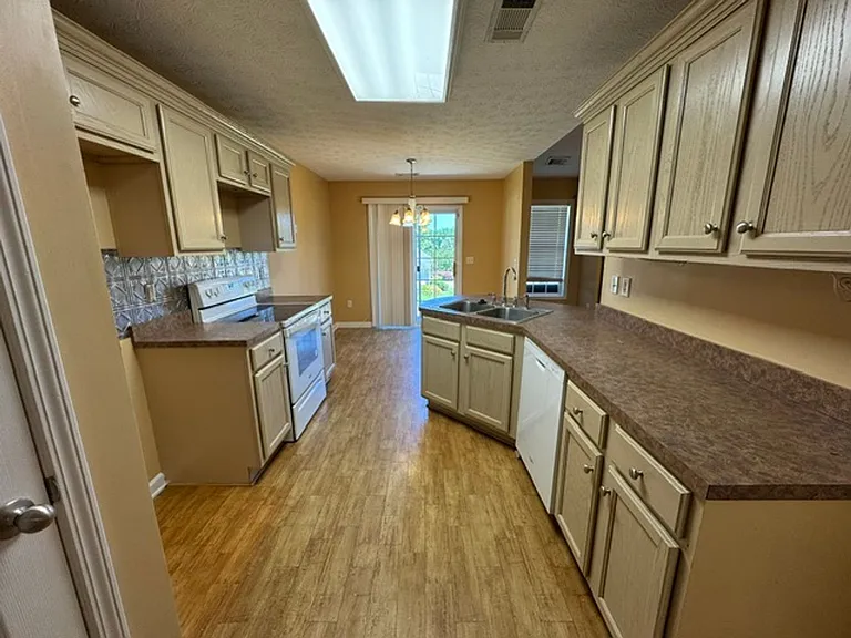100 Talley Branch Ct — Photo 9