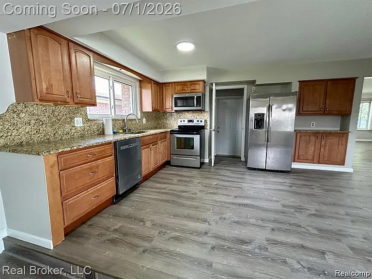 11304 Hemlock Dr — Photo 7
