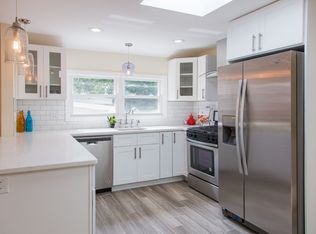 945 Humphrey St, Swampscott, MA 01907