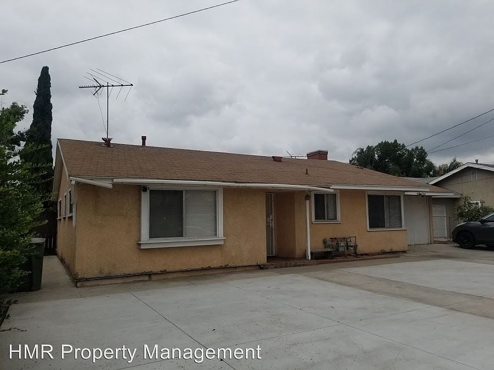 1st image of 261 E Phillips Blvd