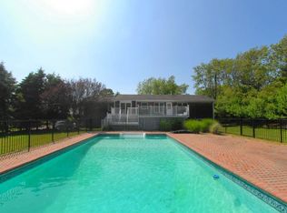 107 S Midway Rd, Shelter Island, NY 11964
