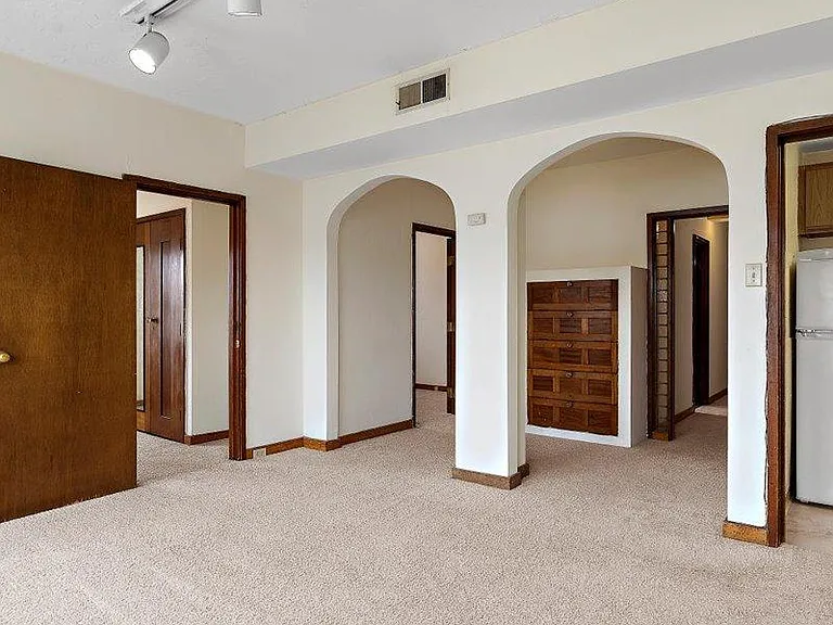 340 S Highland Ave #6B — Photo 9