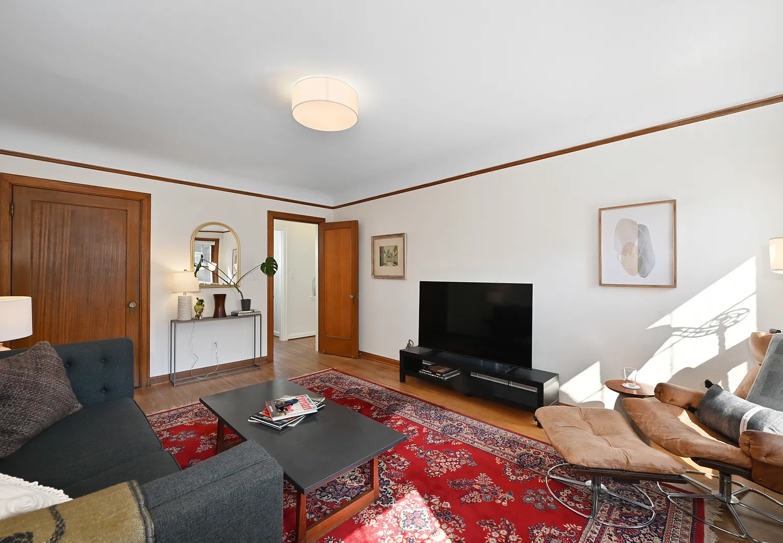 1 bed, 750 sqft, $2,800 — Photo 2