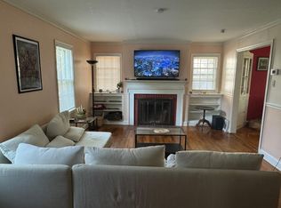 223 SW Country Club Dr, Topeka, KS 66611