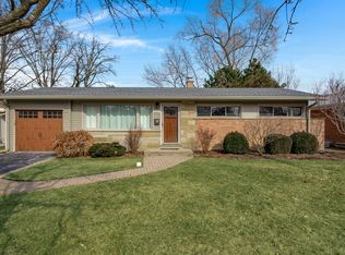 1029 Longaker Rd, Northbrook, IL 60062