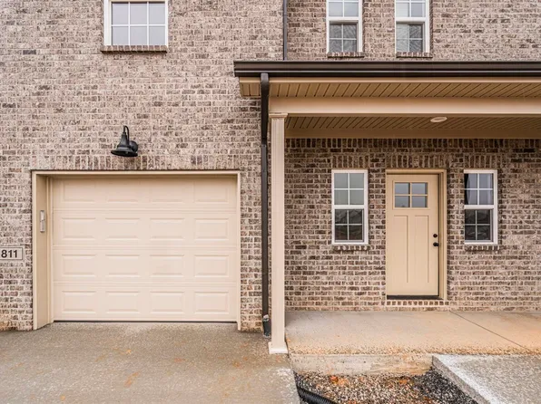 811 Rodeo Ln, Bowling Green, KY 42101
