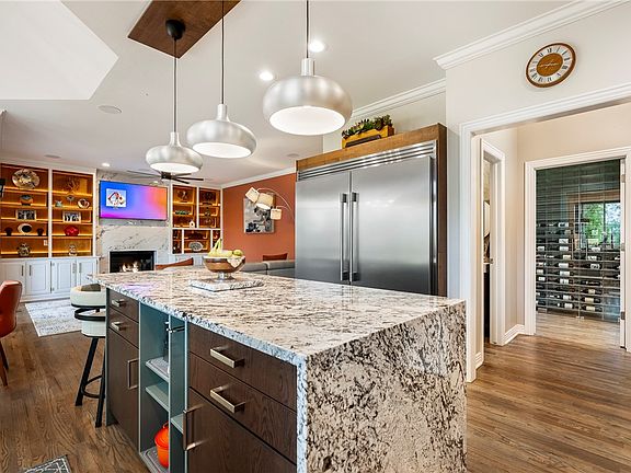 5th image of 4107 W Seminole Dr