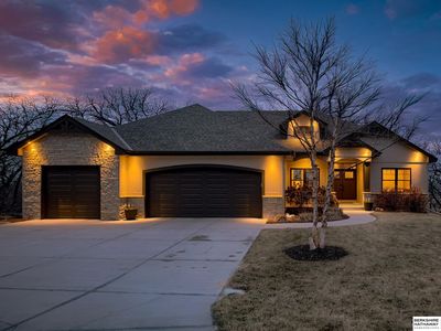 8680 Raven Dr, Louisville, NE, 68037