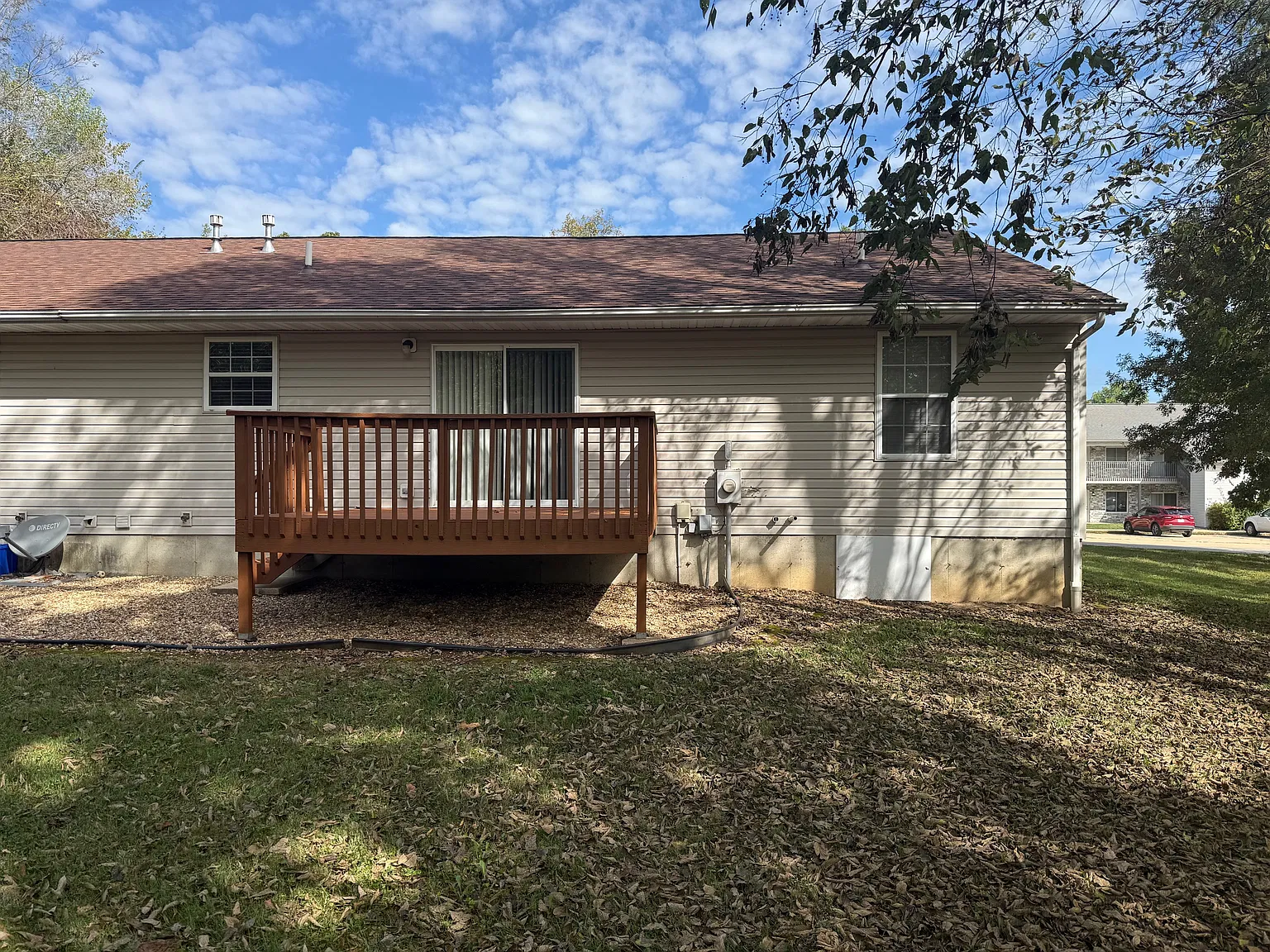 2 bed, 1100 sqft, $950 — Photo 2