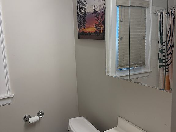 2nd image of 179 Norwood Ave