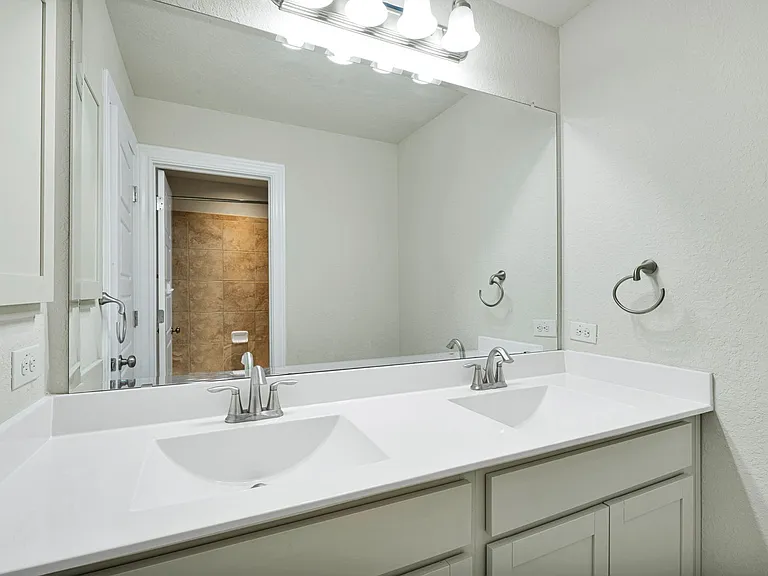 10407 Palmera Dr — Photo 22