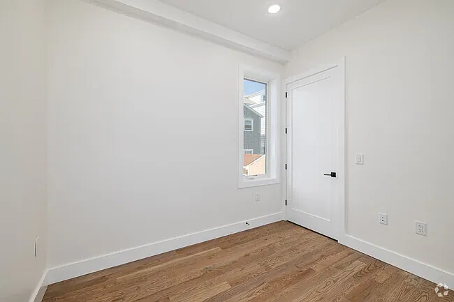 42 Lembeck Ave #1 — Photo 18