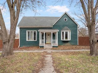 706 7th St, Boonville, MO 65233