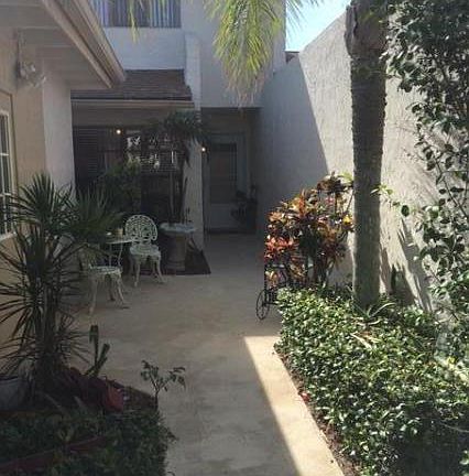 3rd image of 521 Summerset Ct