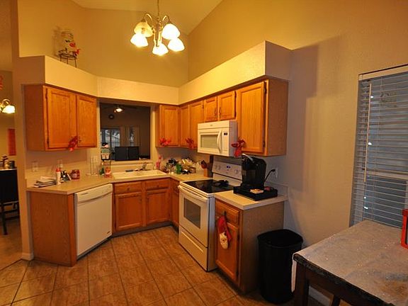 4th image of 4617 Copper Ln