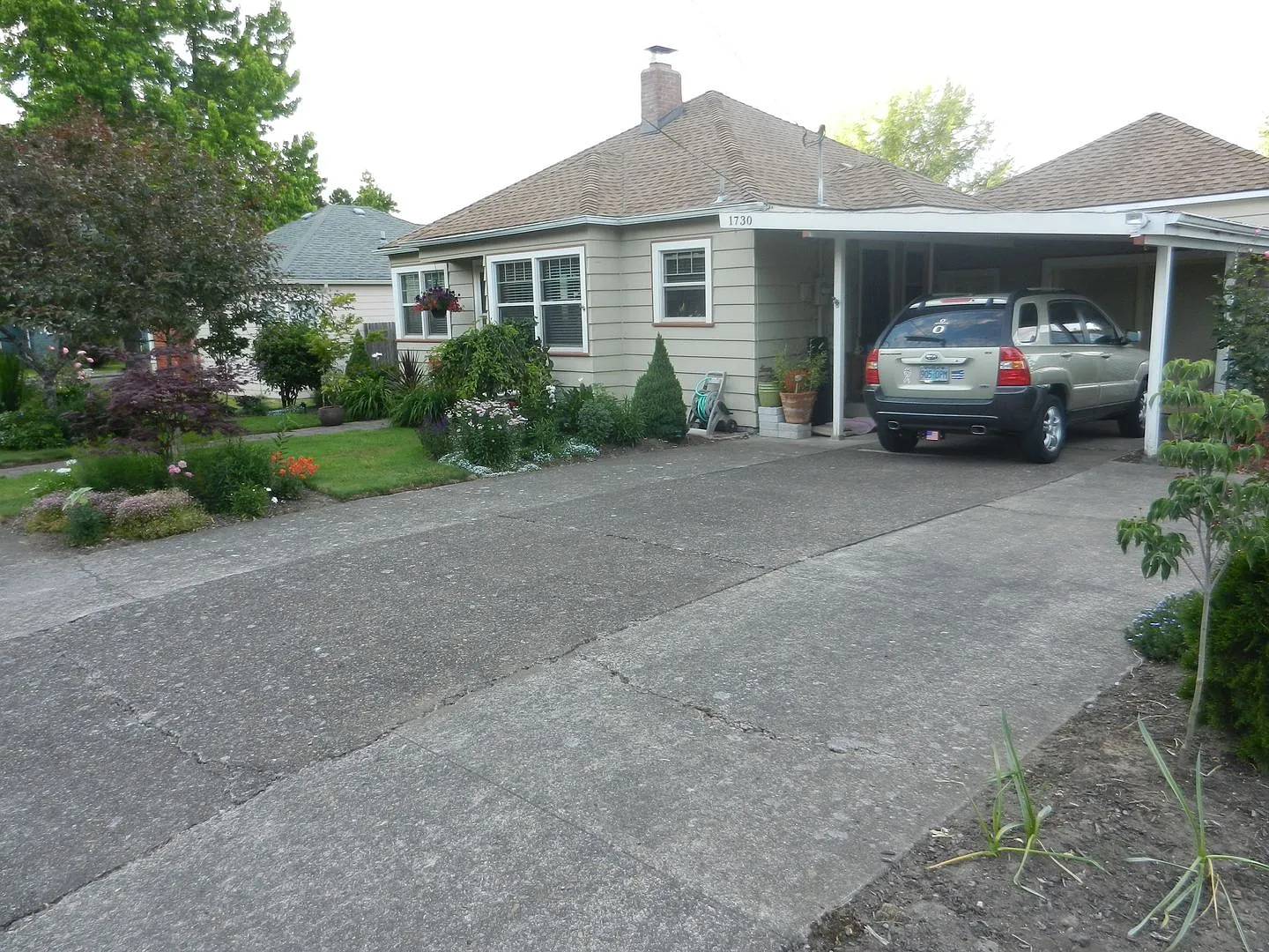 Charming home near Bush Park — Photo 2