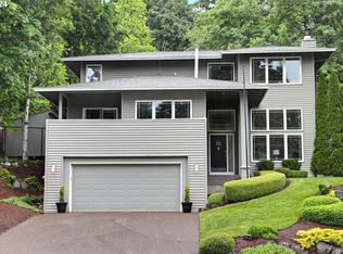 14669 SW Woodhue St, Portland, OR 97224