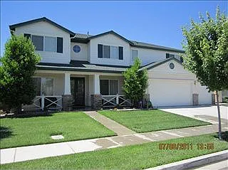 4085 Windrose Dr photo 1