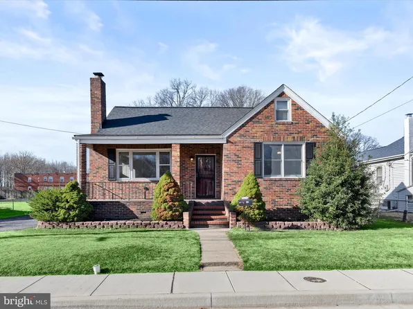 206 Homberg Ave, Baltimore, MD 21221