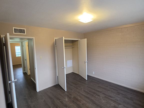 5th image of 5546 S West St #H