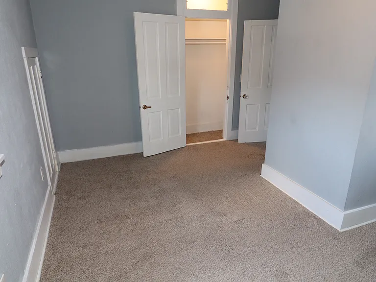 120 S Court St — Photo 35
