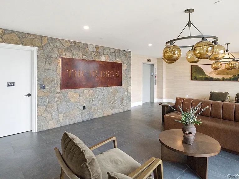 25 S Riverside Ave #107 — Photo 31