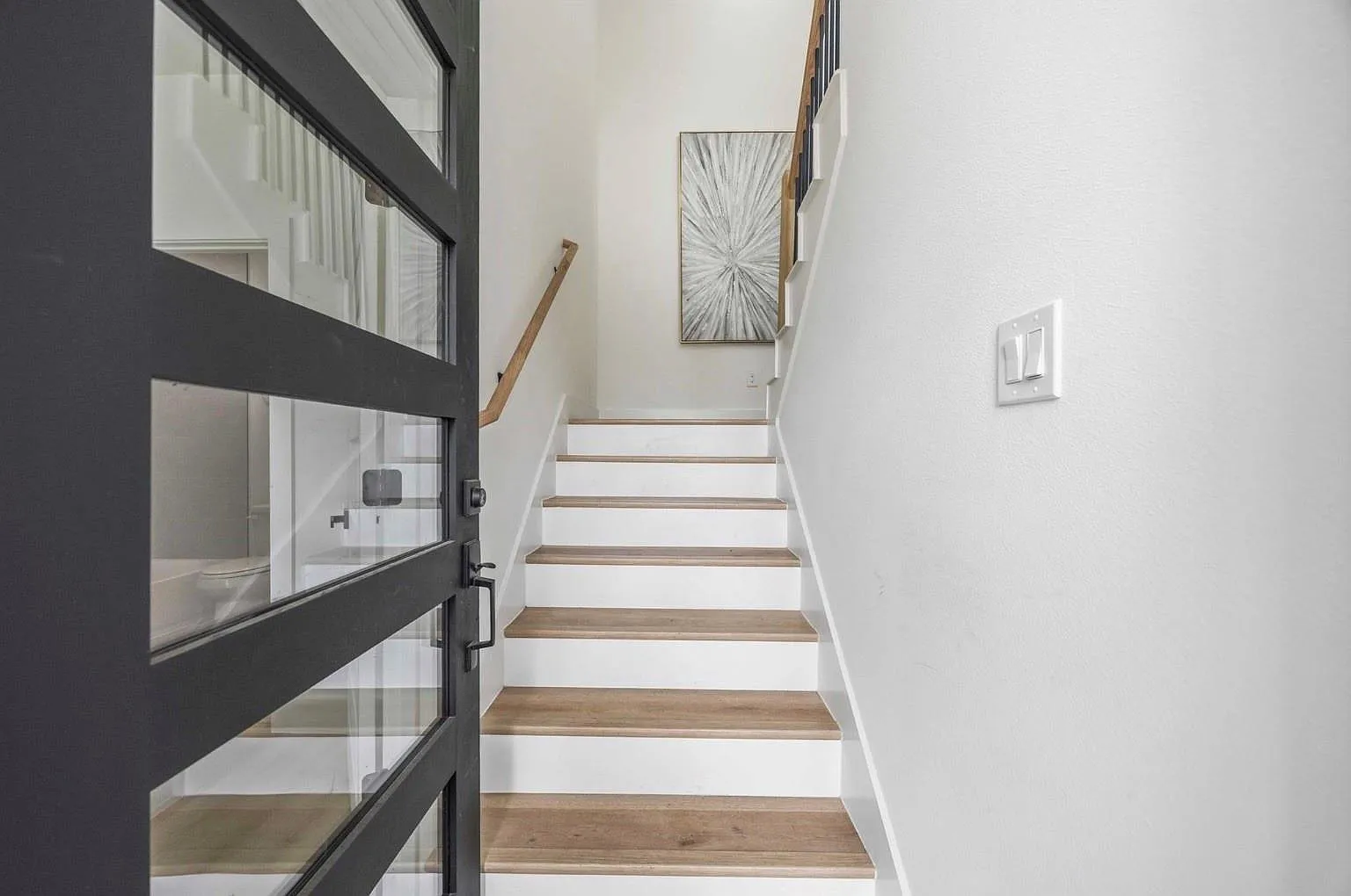 3 bed, 3.5 bath, 1666 sqft, $2,900 — Photo 4