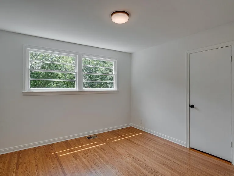 2909 Branch Ct — Photo 17