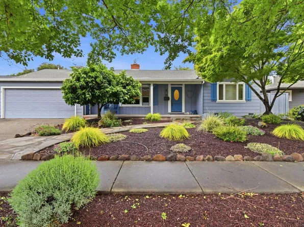 1011 WOODLAWN Drive, Napa, CA 94558