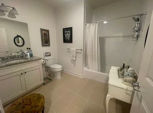 10 Broadway APT 4, Trumbull, CT 06611