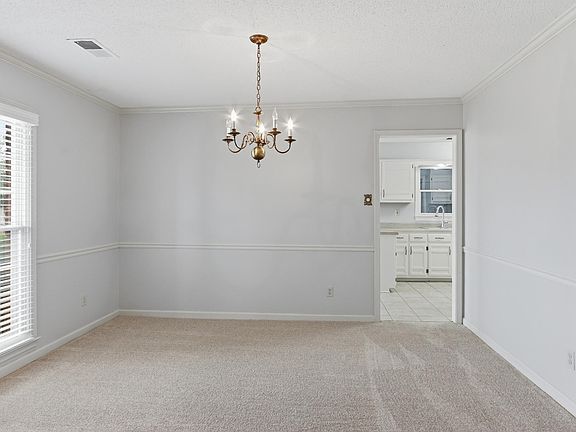 4th image of 8586 Rhonda Cir S