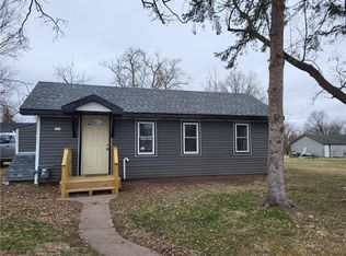 112 E Slocumb St, Rice Lake, WI 54868