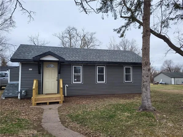 112 East Slocumb Street, Rice Lake, WI 54868